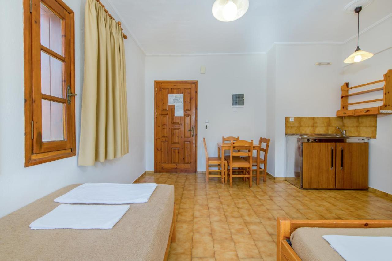 Varouxakis Hotel Platanias Exterior foto